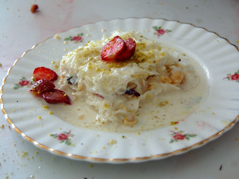 Ramadan Milky Rose Pudding (Gullaç)
