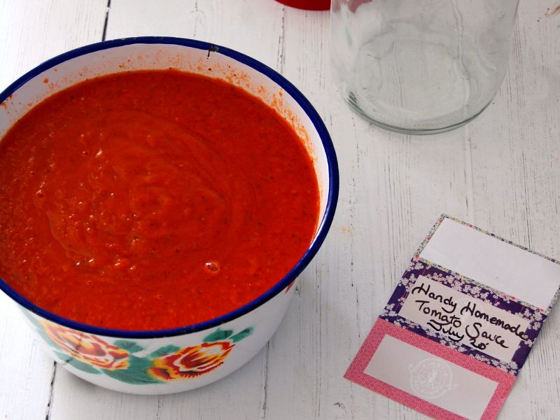 Easy & On Hand Turkish Tomato Sauce Recipe